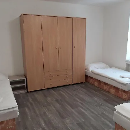 Lesní Pensión *